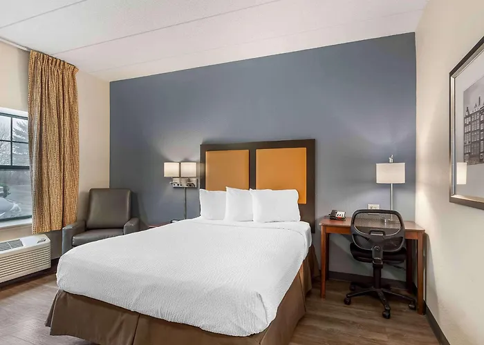 Hotel 6 Corporate Extended Chicago Il Lisle