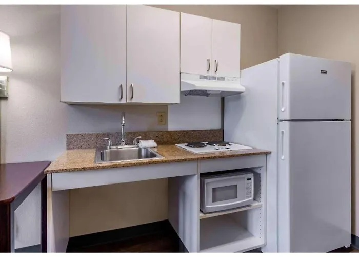 6 Corporate Extended Chicago Il Hotel