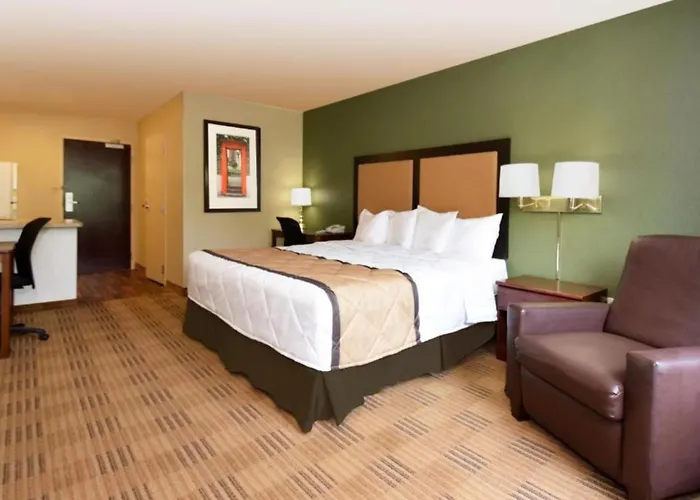 Hotel 6 Corporate Extended Chicago Il