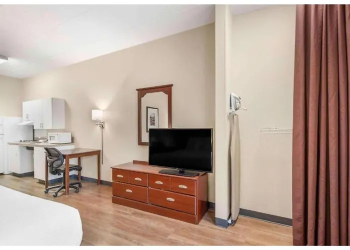 6 Corporate Extended Chicago Il Lisle