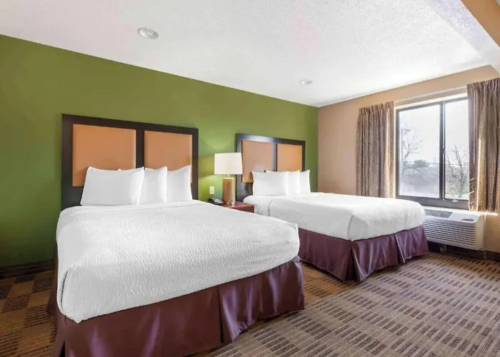 6 Corporate Extended Chicago Il Hotel 4*